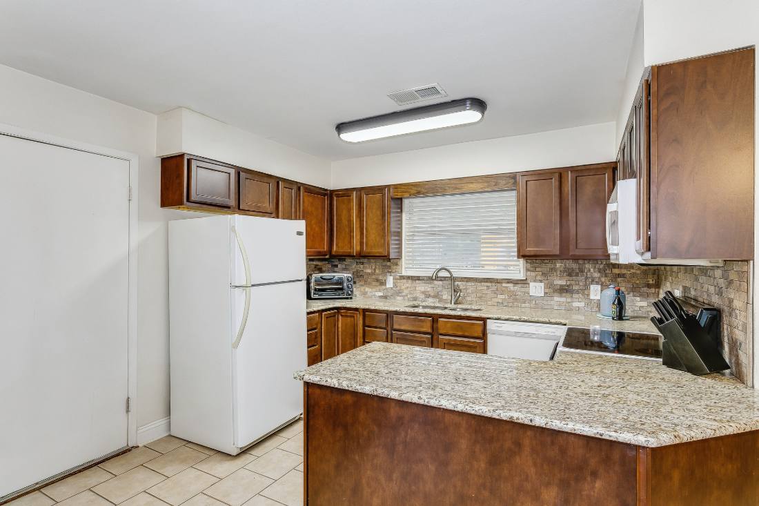 Clemson House photo 4