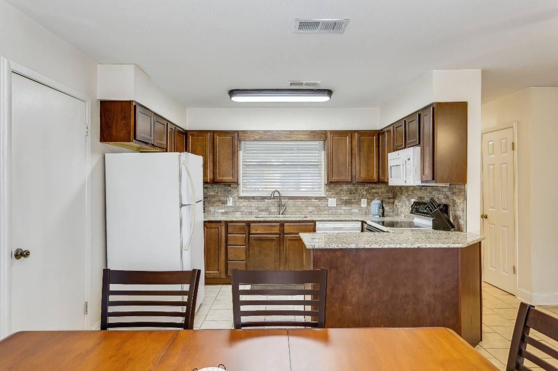 Clemson House photo 5